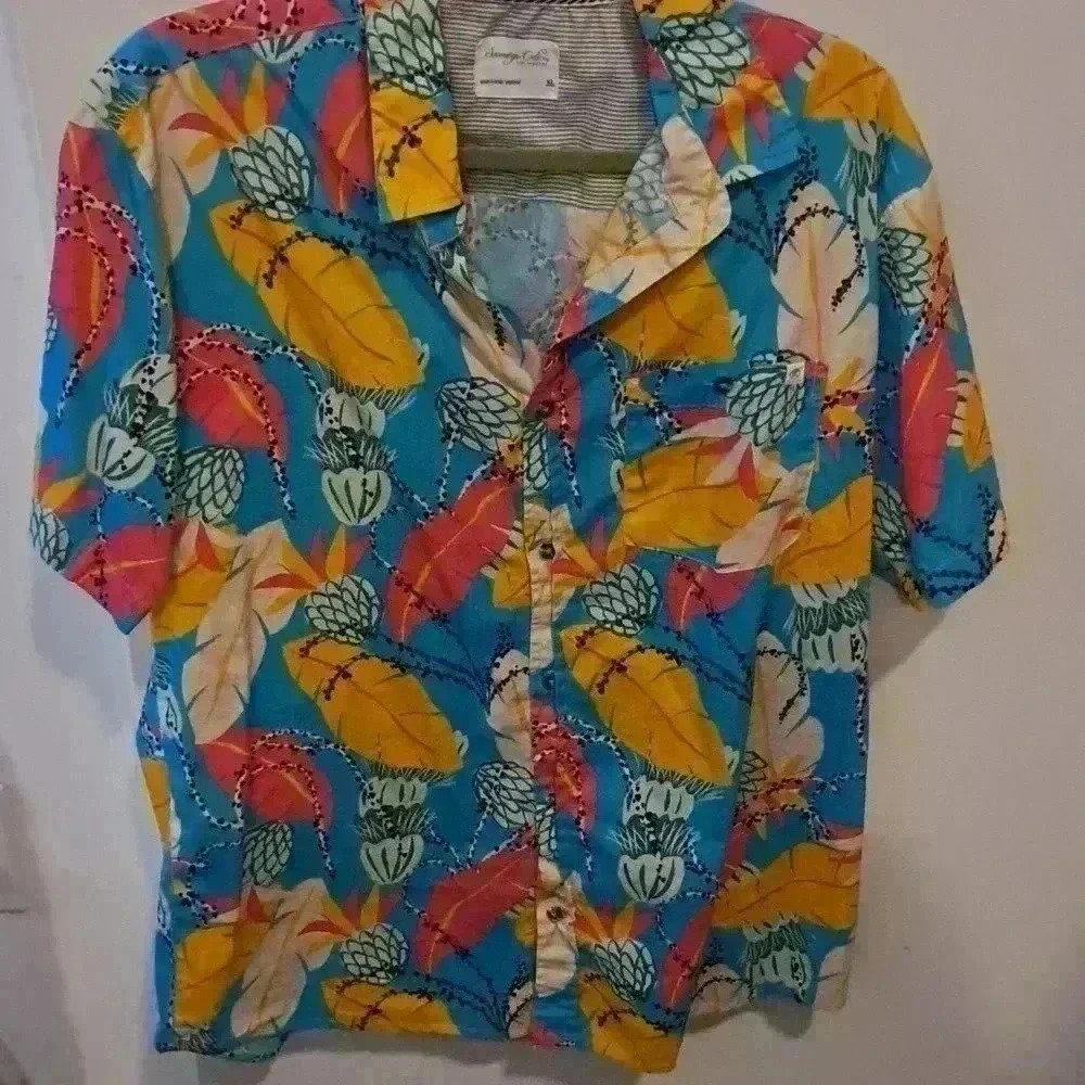 Bermuda Shirt  Size XL